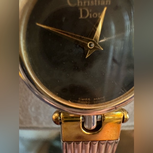 Christian Dior vintage watch! Lovely markings on clasp! Swiss 8025! - Picture 14 of 14